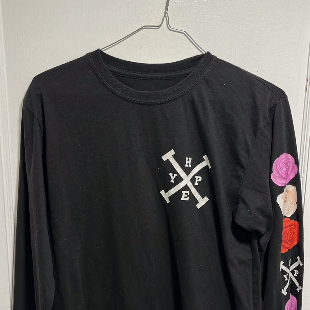 Fresh Laundry Top - Picture 2 of 14